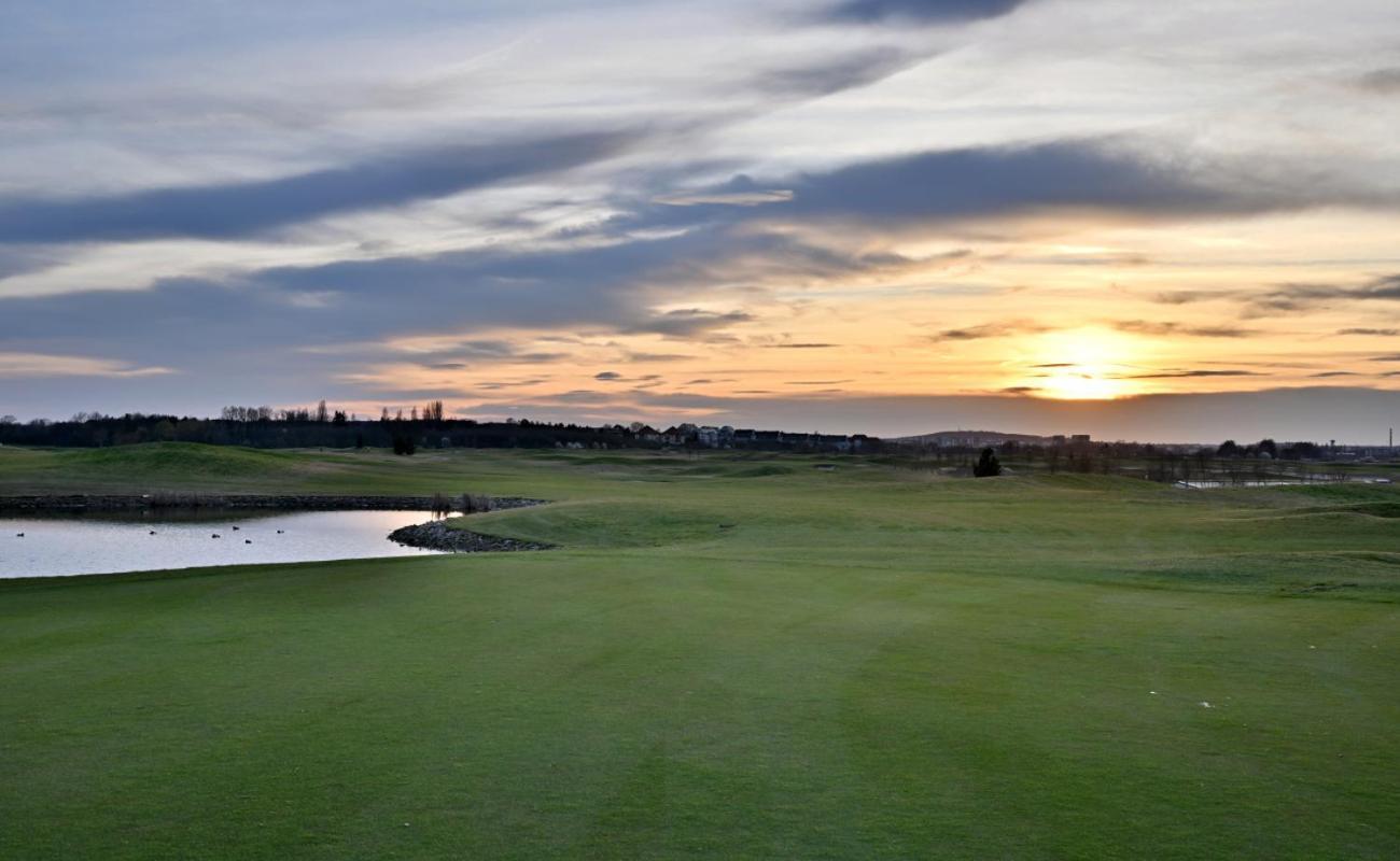 Prague City Golf Apartments エクステリア 写真